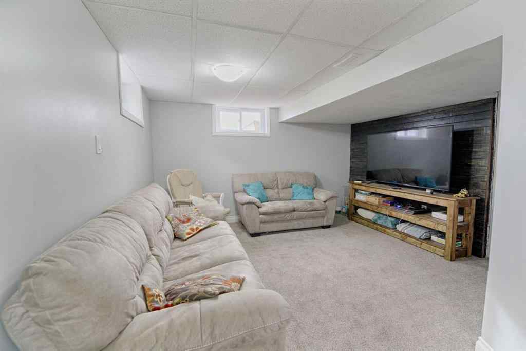 MLS&reg; # A2270284 - 132   2 Ave north   in NONE Vauxhall, Residential Open Houses