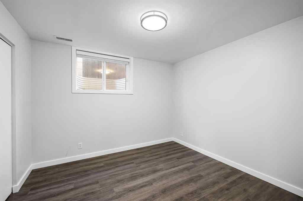 MLS® A2270296 - 3803 19 Street NW in Charleswood Calgary, Residential