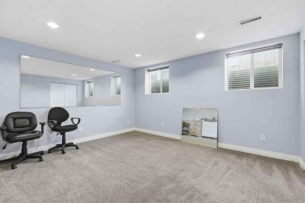 MLS&reg; # A2270302 - 2219 Halifax Crescent NW in Banff Trail Calgary, Residential Open Houses