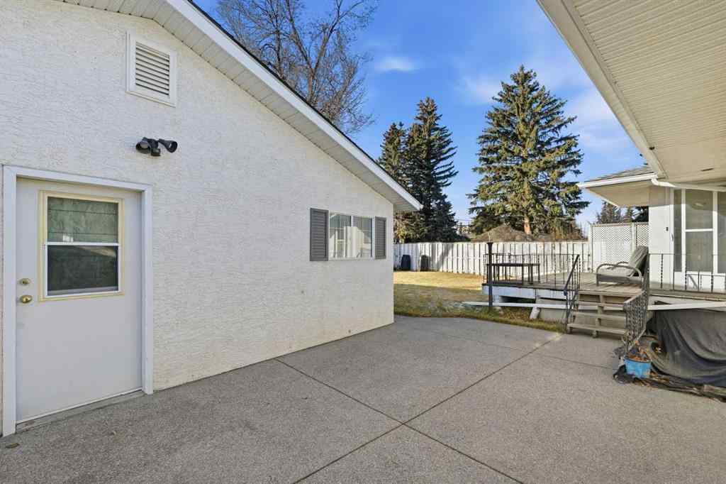 MLS&reg; # A2270302 - 2219 Halifax Crescent NW in Banff Trail Calgary, Residential Open Houses