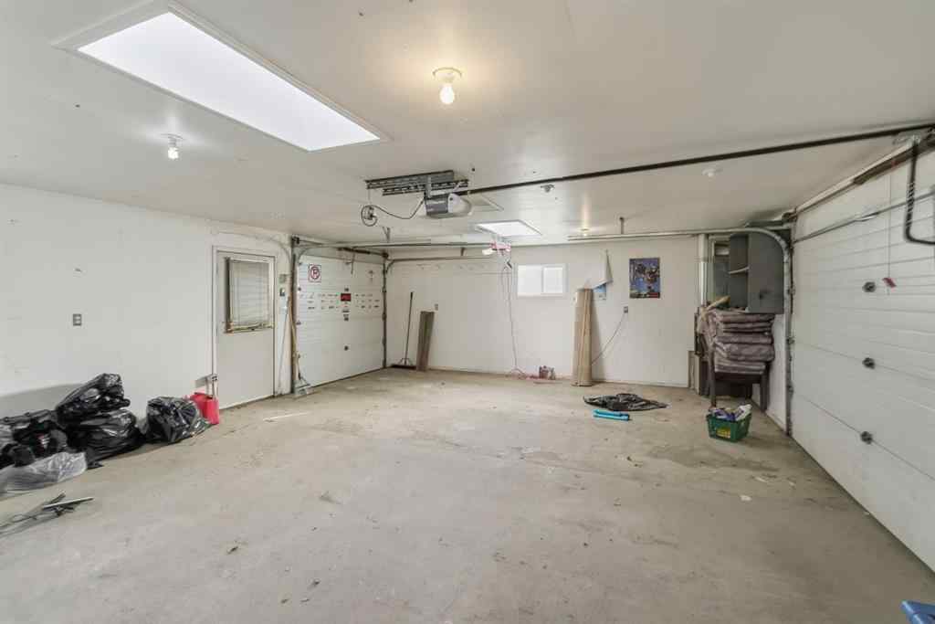 MLS&reg; # A2270302 - 2219 Halifax Crescent NW in Banff Trail Calgary, Residential Open Houses