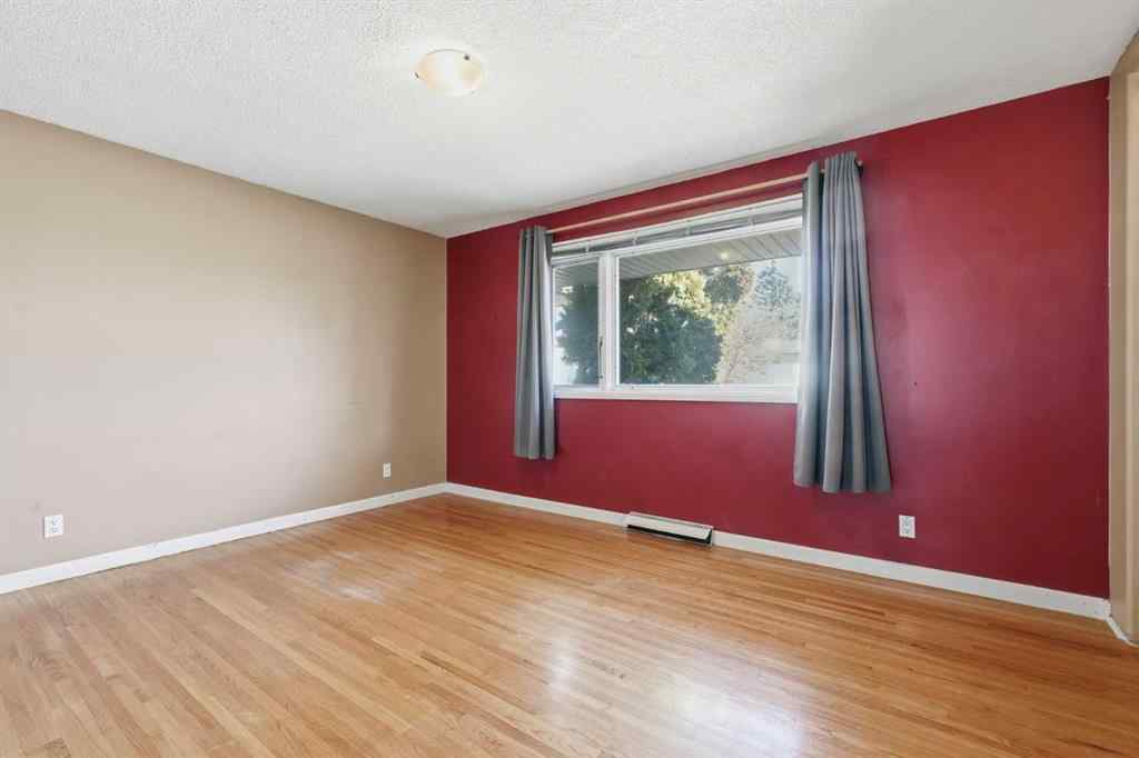 MLS&reg; # A2270302 - 2219 Halifax Crescent NW in Banff Trail Calgary, Residential Open Houses