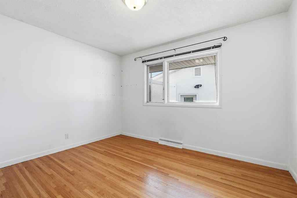 MLS&reg; # A2270302 - 2219 Halifax Crescent NW in Banff Trail Calgary, Residential Open Houses