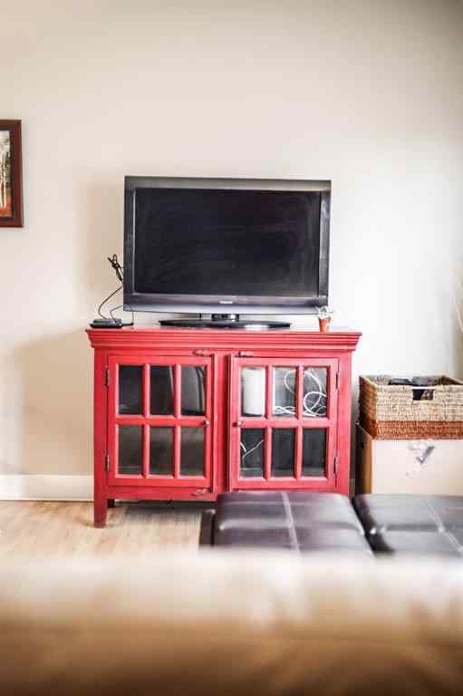 MLS&reg; # A2270303 - 613 10th Street N in Senator Buchanan Lethbridge, Residential Open Houses