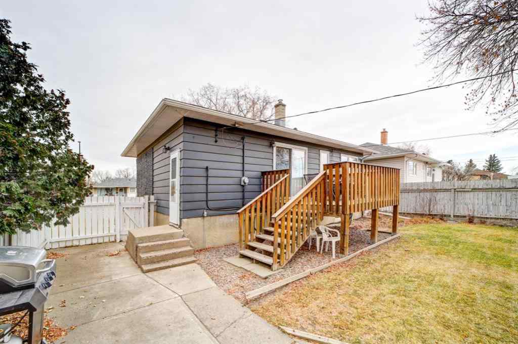 MLS&reg; # A2270303 - 613 10th Street N in Senator Buchanan Lethbridge, Residential Open Houses