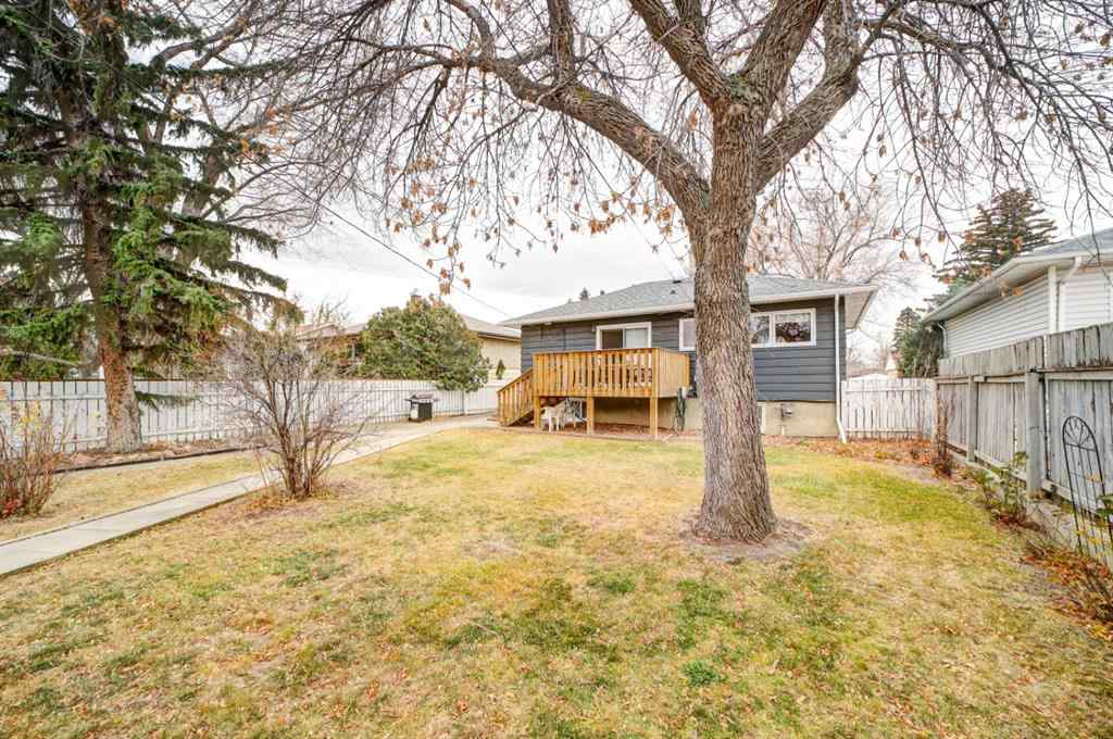 MLS&reg; # A2270303 - 613 10th Street N in Senator Buchanan Lethbridge, Residential Open Houses