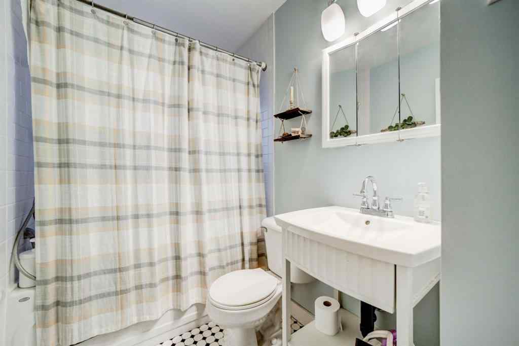 MLS&reg; # A2270303 - 613 10th Street N in Senator Buchanan Lethbridge, Residential Open Houses