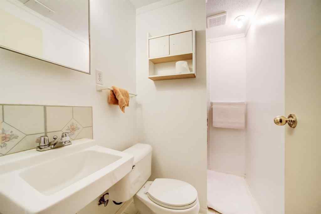 MLS&reg; # A2270303 - 613 10th Street N in Senator Buchanan Lethbridge, Residential Open Houses