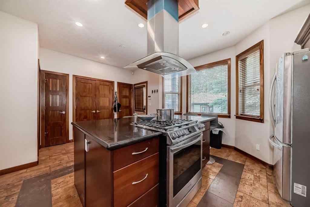 MLS® # A2270304 - 4347 2 Street NW in Highland Park Calgary, Residential Open Houses