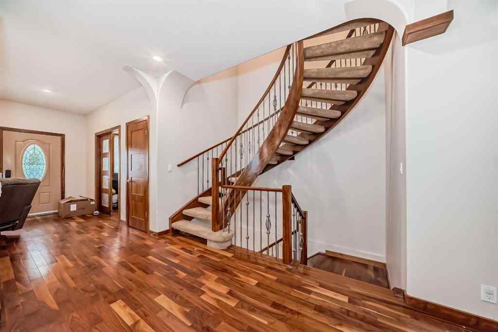 MLS® # A2270304 - 4347 2 Street NW in Highland Park Calgary, Residential Open Houses