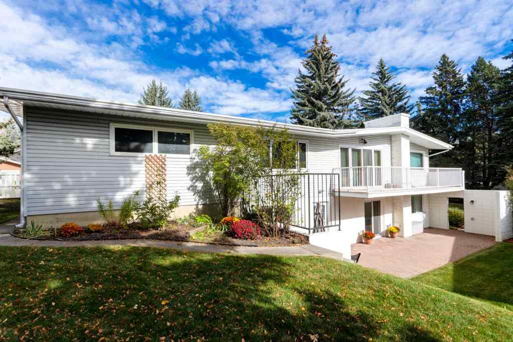 MLS® # A2270316 - 1801 Cayuga Drive NW in Collingwood Calgary, Residential Open Houses