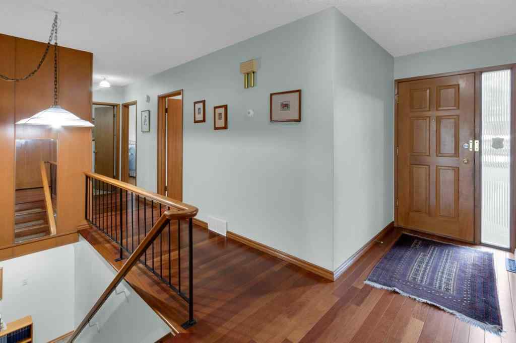 MLS® # A2270316 - 1801 Cayuga Drive NW in Collingwood Calgary, Residential Open Houses