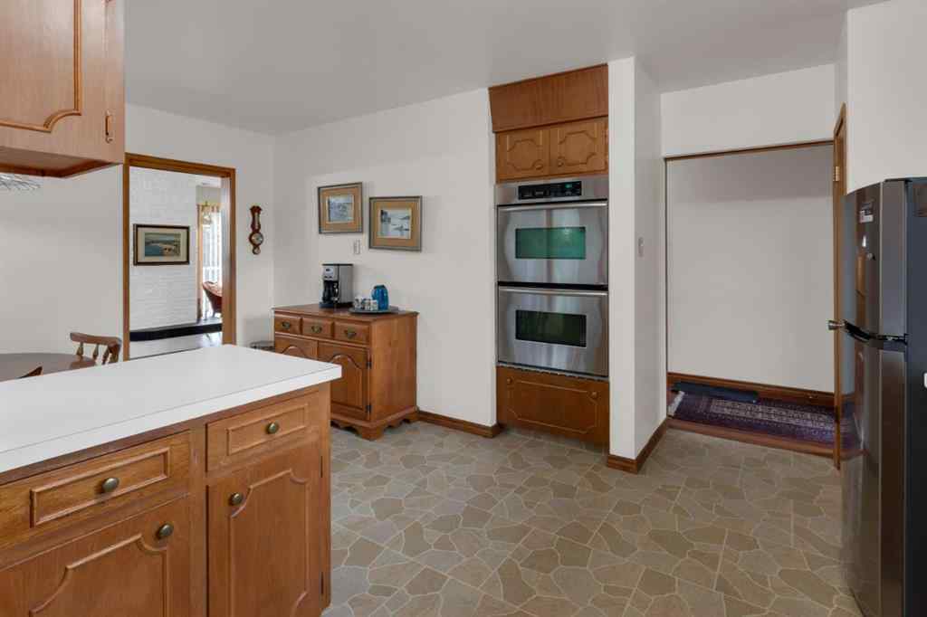 MLS® # A2270316 - 1801 Cayuga Drive NW in Collingwood Calgary, Residential Open Houses