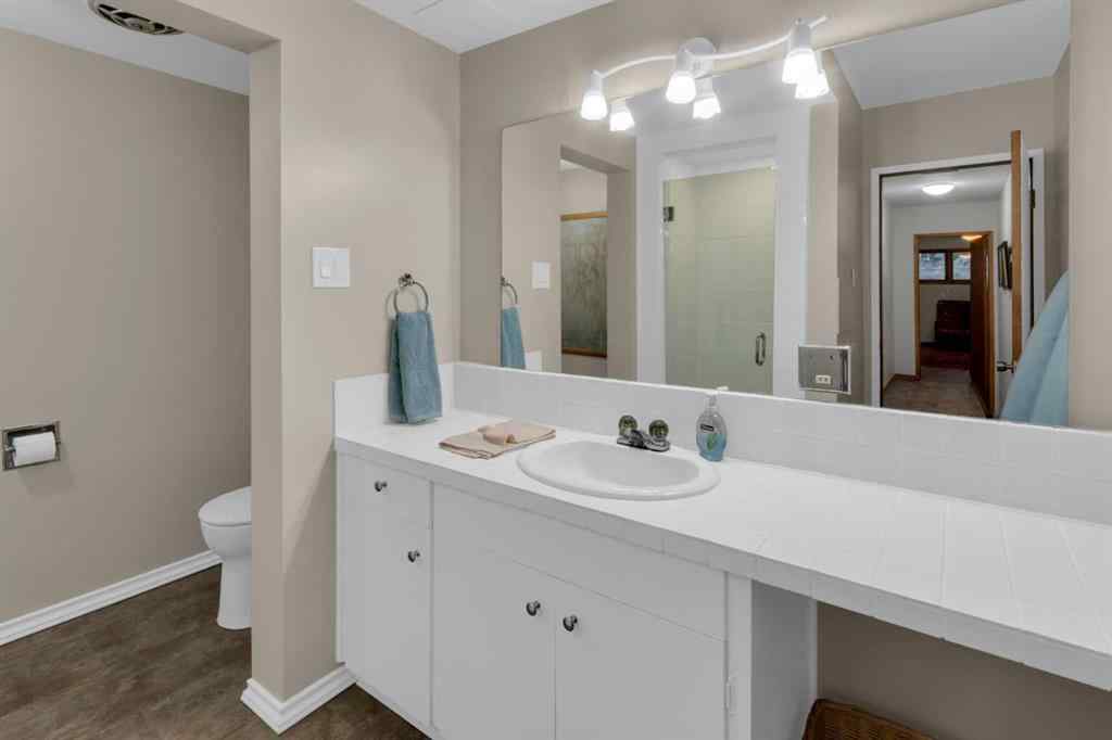 MLS® # A2270316 - 1801 Cayuga Drive NW in Collingwood Calgary, Residential Open Houses