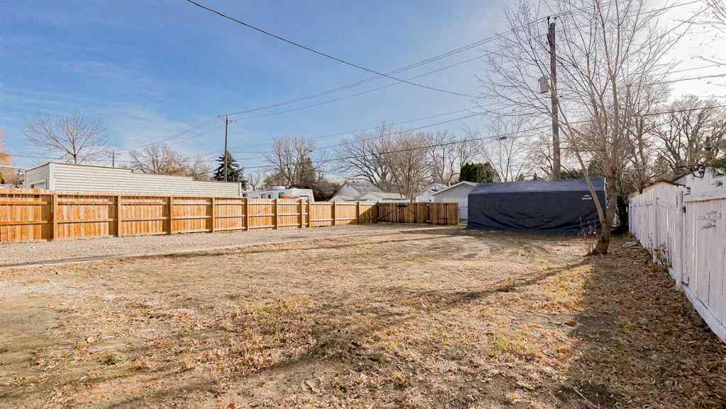 MLS&reg; # A2270323 - 63 3 Street NW in Riverside Medicine Hat, Residential Open Houses