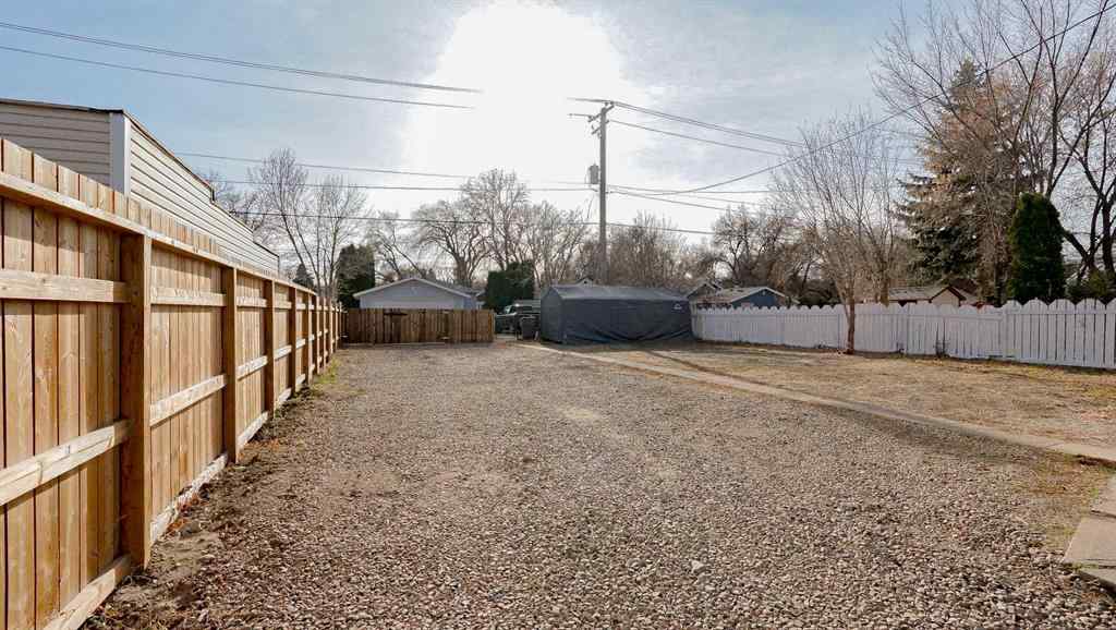 MLS&reg; # A2270323 - 63 3 Street NW in Riverside Medicine Hat, Residential Open Houses