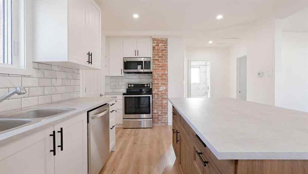 MLS&reg; # A2270323 - 63 3 Street NW in Riverside Medicine Hat, Residential Open Houses