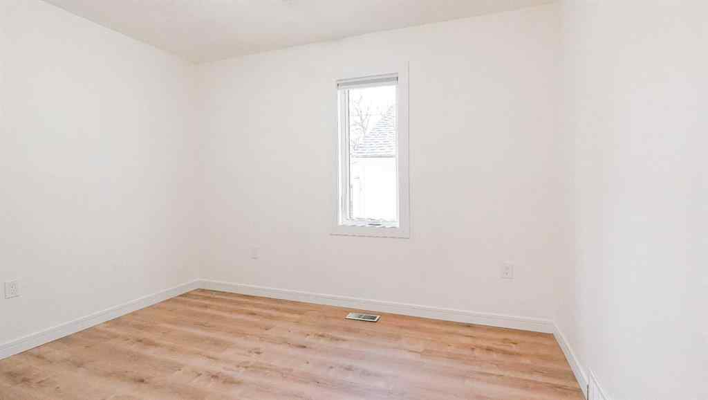 MLS&reg; # A2270323 - 63 3 Street NW in Riverside Medicine Hat, Residential Open Houses