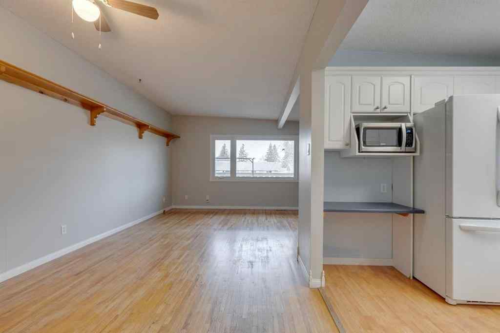 MLS&reg; # A2270327 - 7329 35 Avenue NW in Bowness Calgary, Residential Open Houses