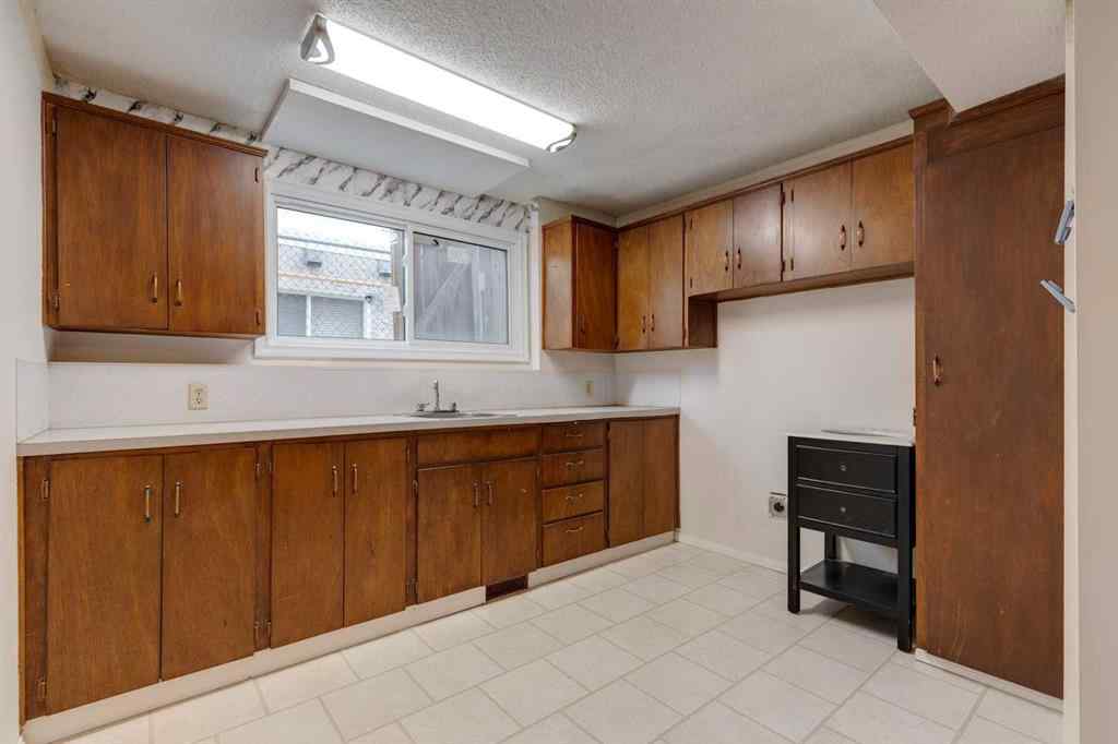 MLS&reg; # A2270327 - 7329 35 Avenue NW in Bowness Calgary, Residential Open Houses