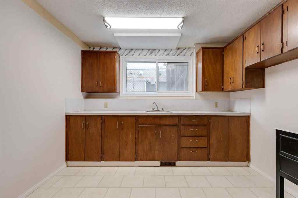 MLS&reg; # A2270327 - 7329 35 Avenue NW in Bowness Calgary, Residential Open Houses