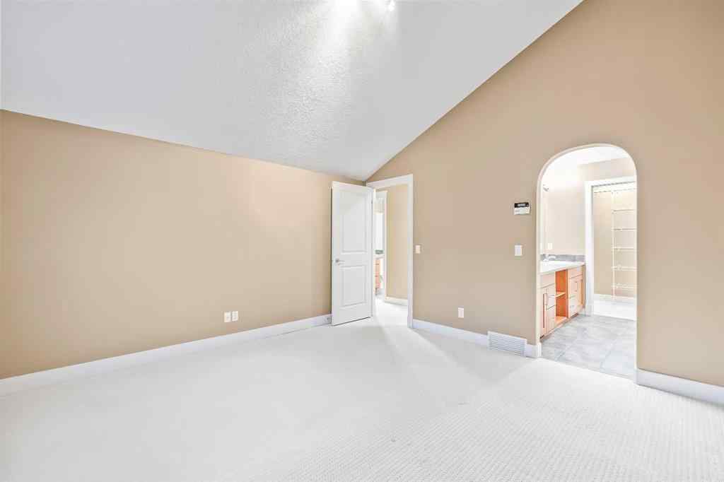 MLS&reg; # A2270328 - Unit #402 10 Discovery Ridge Hill SW in Discovery Ridge Calgary, Residential Open Houses