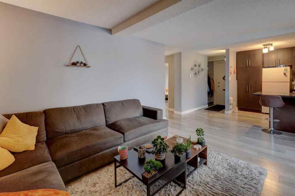 MLS&reg; # A2270330 - Unit #650 519 17 Avenue SW in Cliff Bungalow Calgary, Residential Open Houses