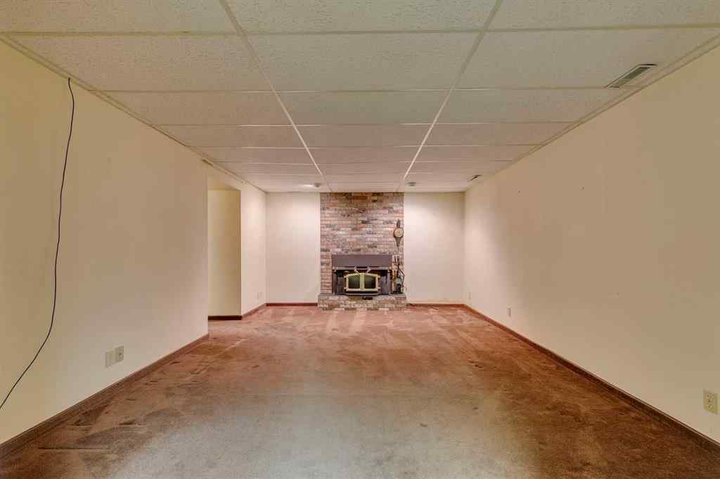 MLS&reg; # A2270331 - 916 Mapledale Place SE in Maple Ridge Calgary, Residential Open Houses