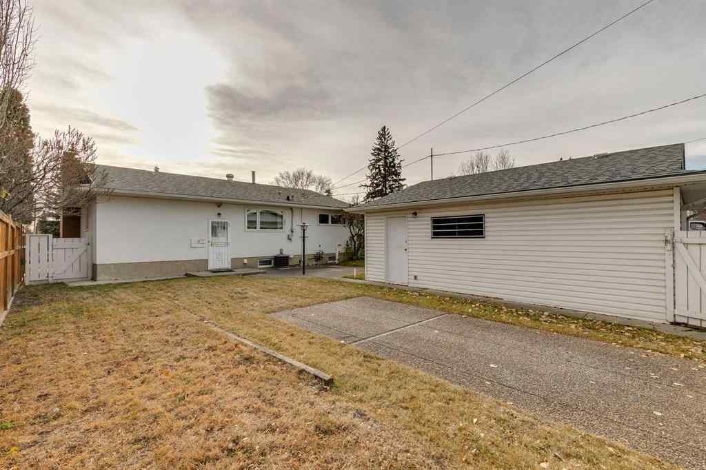 MLS&reg; # A2270331 - 916 Mapledale Place SE in Maple Ridge Calgary, Residential Open Houses