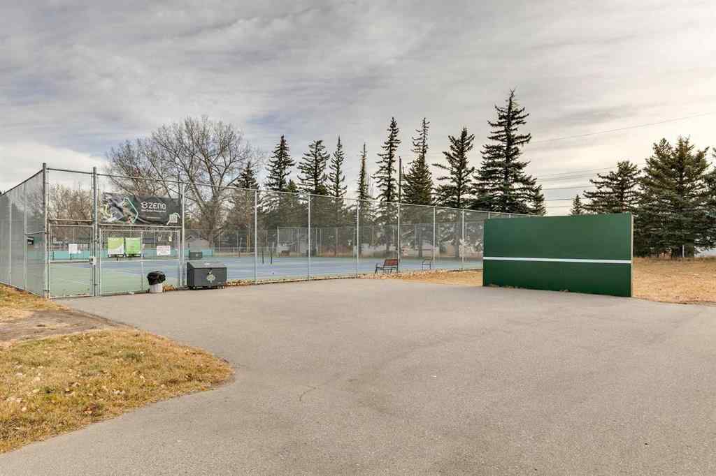 MLS&reg; # A2270331 - 916 Mapledale Place SE in Maple Ridge Calgary, Residential Open Houses