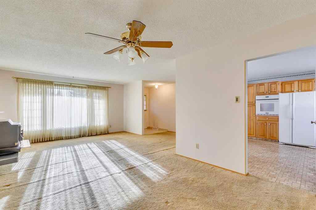 MLS&reg; # A2270331 - 916 Mapledale Place SE in Maple Ridge Calgary, Residential Open Houses