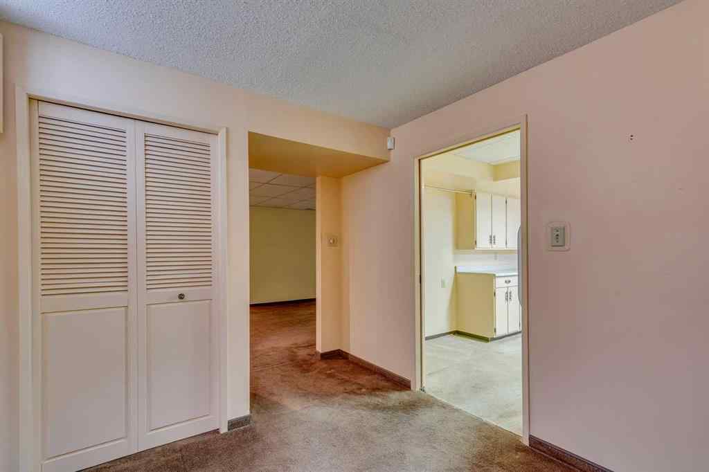 MLS&reg; # A2270331 - 916 Mapledale Place SE in Maple Ridge Calgary, Residential Open Houses