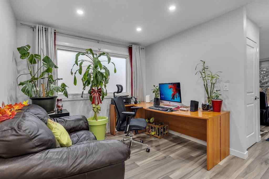 MLS&reg; # A2270334 - 118 Bermuda Road NW in Beddington Heights Calgary, Residential Open Houses