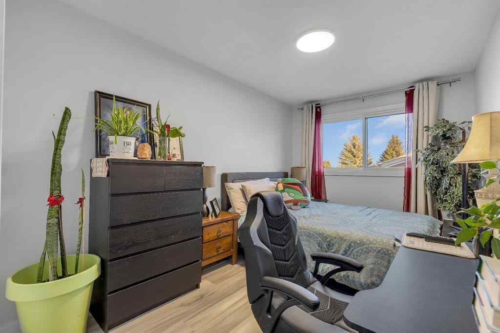 MLS&reg; # A2270334 - 118 Bermuda Road NW in Beddington Heights Calgary, Residential Open Houses