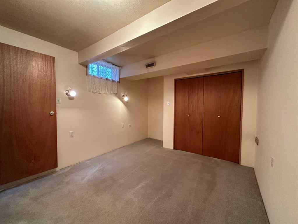 MLS&reg; # A2270338 - 4829 46 Street  in Riverside Ponoka, Residential Open Houses