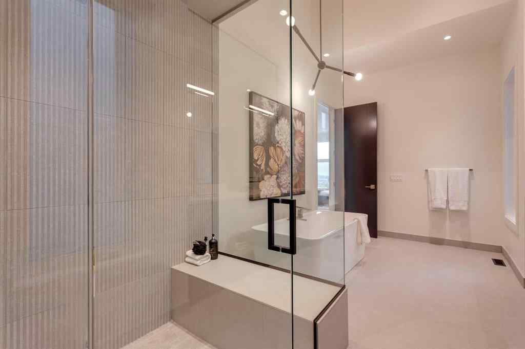 MLS® # A2270355 - 2036 30 Avenue SW in South Calgary Calgary, Residential Open Houses