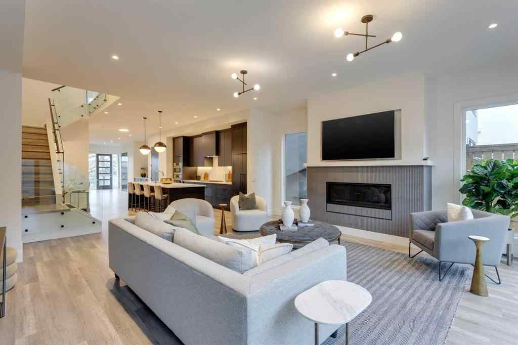 MLS® # A2270355 - 2036 30 Avenue SW in South Calgary Calgary, Residential Open Houses