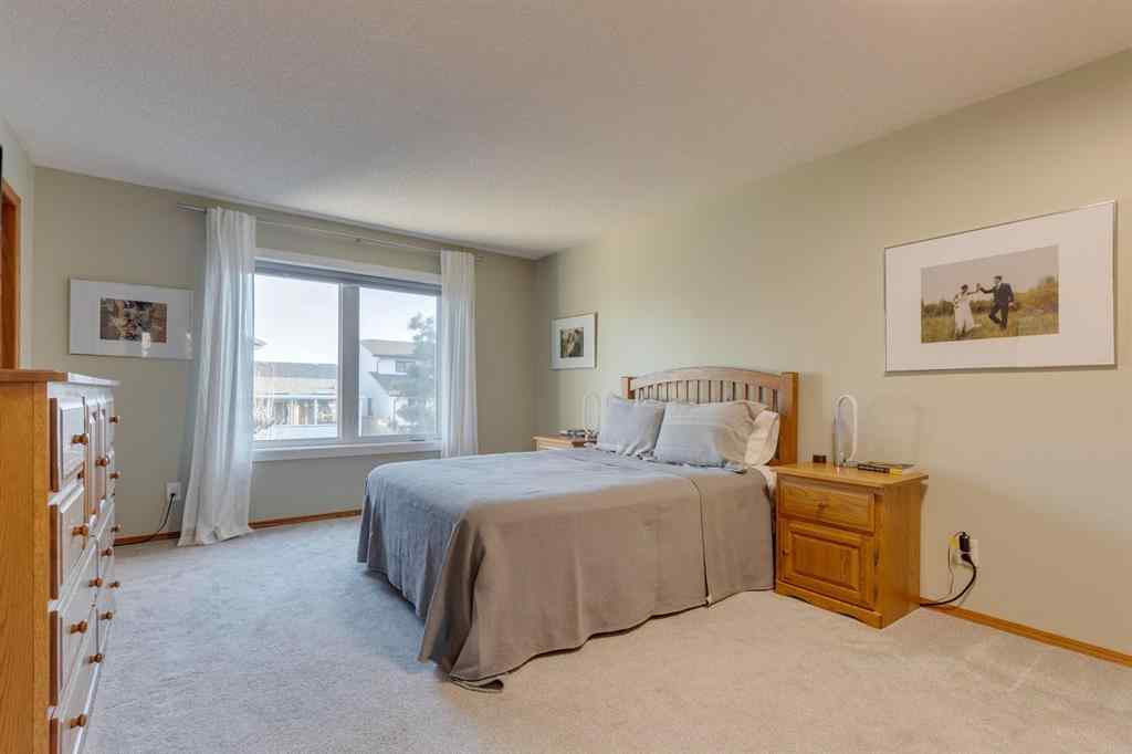 MLS® A2270360 - 87 Edgebrook Way NW in Edgemont Calgary, Residential