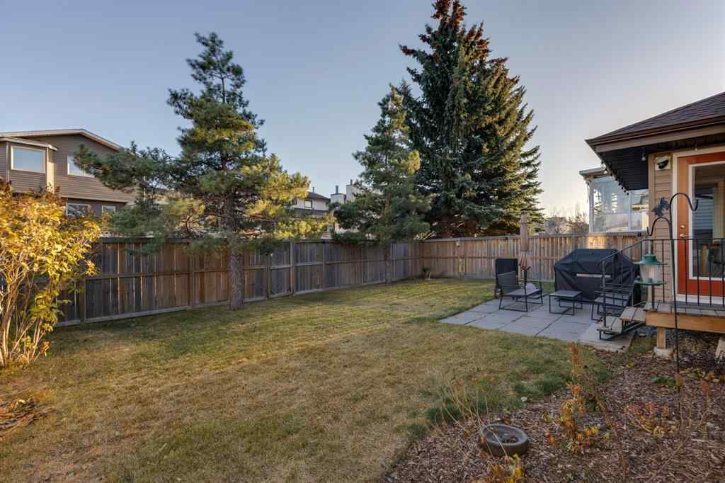 MLS® A2270360 - 87 Edgebrook Way NW in Edgemont Calgary, Residential