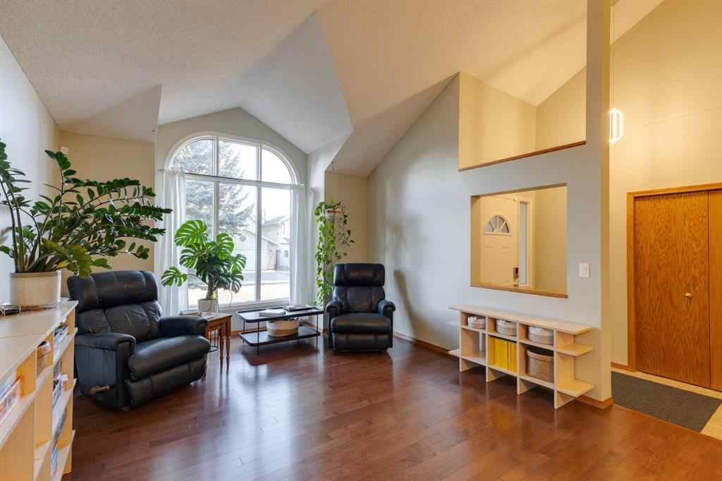 MLS® A2270360 - 87 Edgebrook Way NW in Edgemont Calgary, Residential