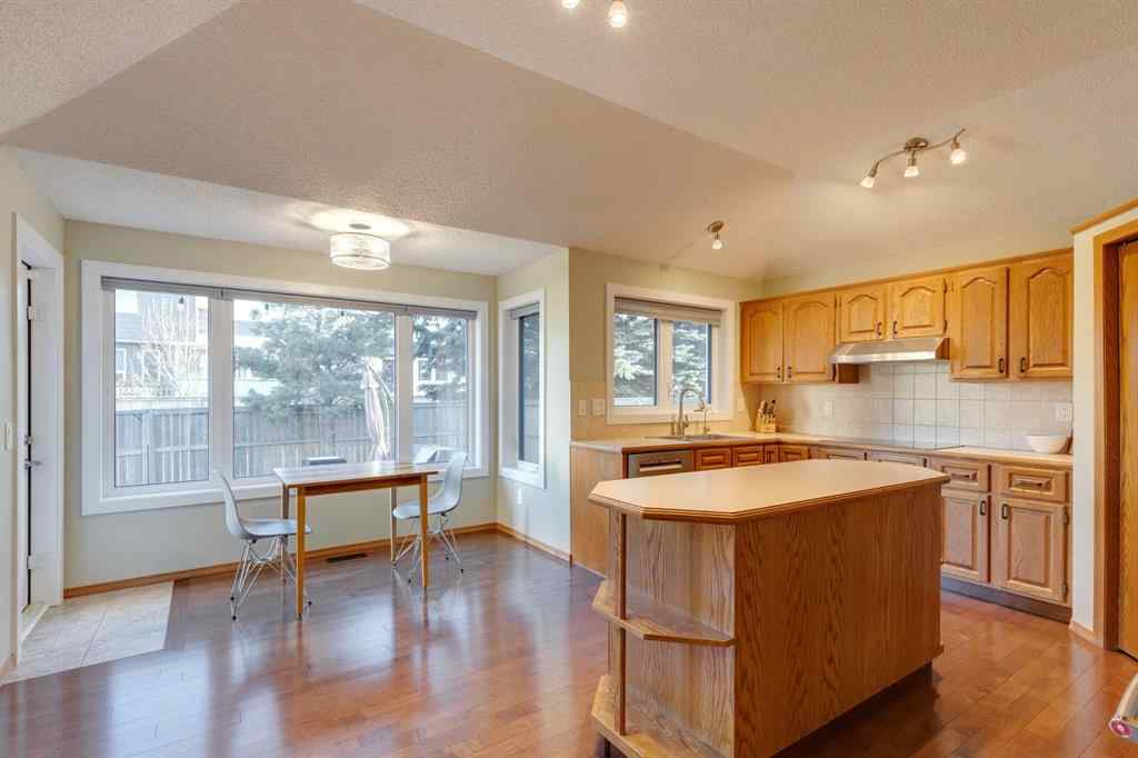 MLS® A2270360 - 87 Edgebrook Way NW in Edgemont Calgary, Residential