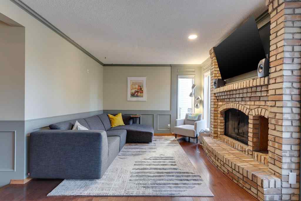 MLS® A2270360 - 87 Edgebrook Way NW in Edgemont Calgary, Residential