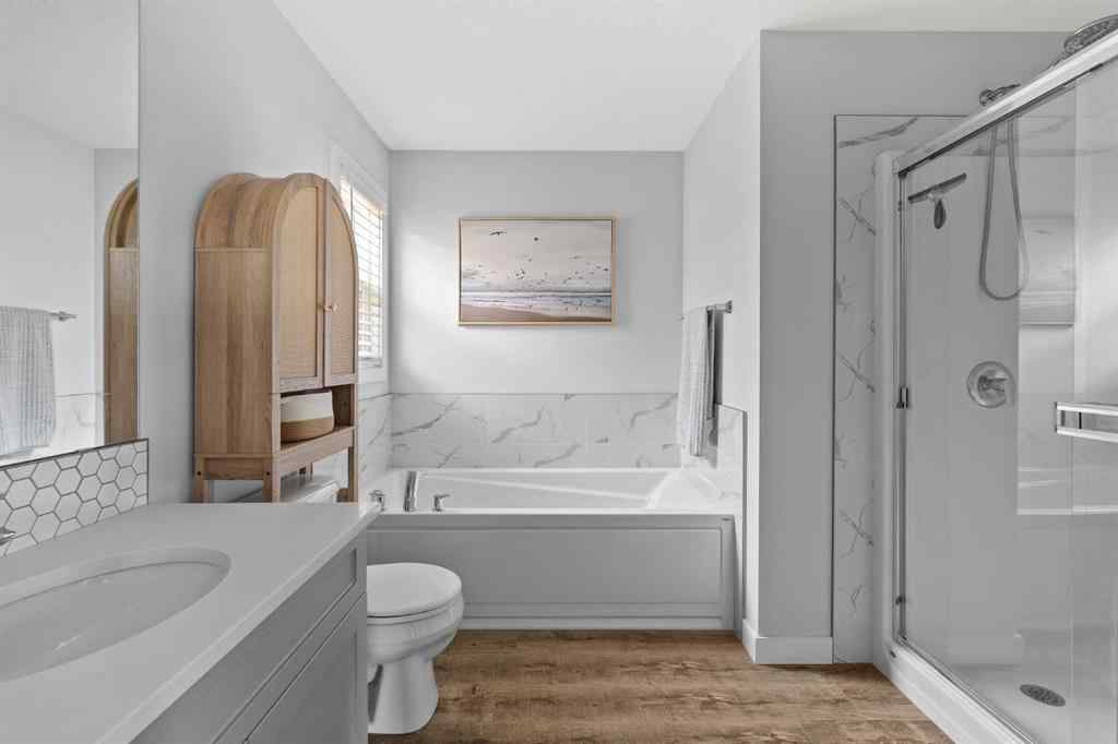 MLS® A2270361 - 837 West Lakeview Drive  in Chelsea_CH Chestermere, Residential