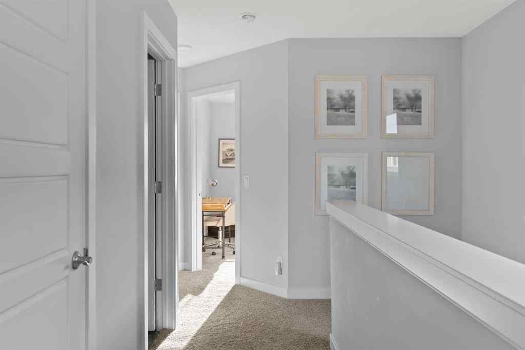 MLS® A2270361 - 837 West Lakeview Drive  in Chelsea_CH Chestermere, Residential