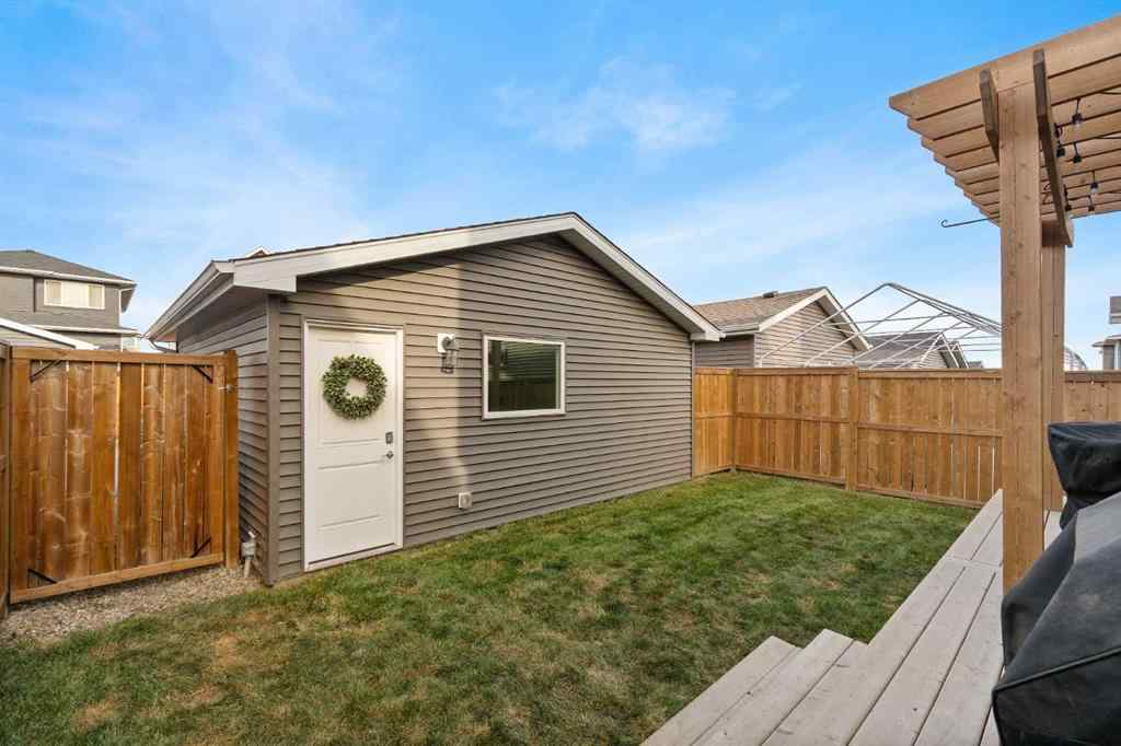 MLS® A2270361 - 837 West Lakeview Drive  in Chelsea_CH Chestermere, Residential