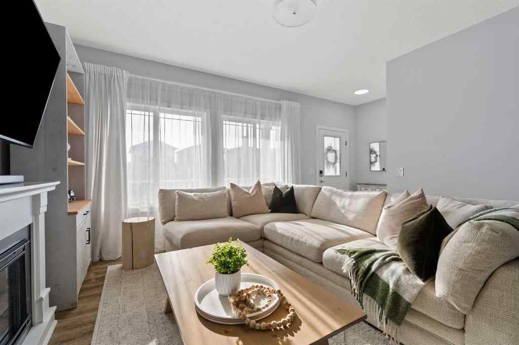 MLS® A2270361 - 837 West Lakeview Drive  in Chelsea_CH Chestermere, Residential