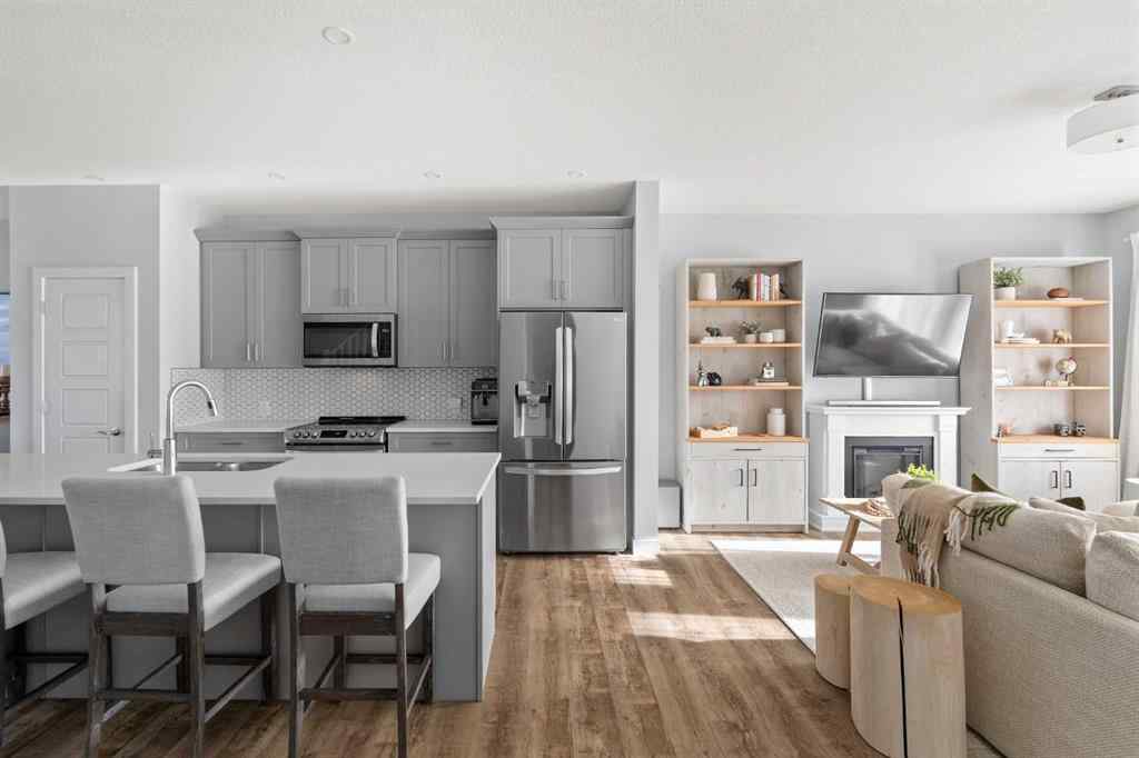 MLS® A2270361 - 837 West Lakeview Drive  in Chelsea_CH Chestermere, Residential