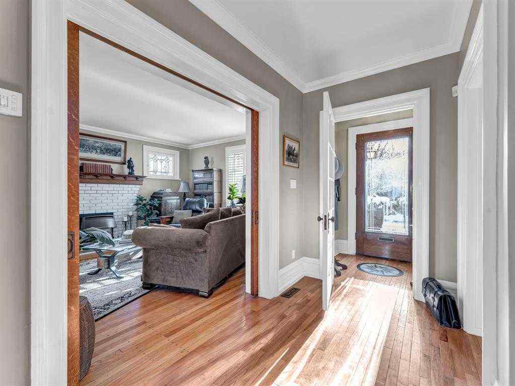 MLS&reg; # A2270364 - 258 1 Street SE in SE Hill Medicine Hat, Residential Open Houses