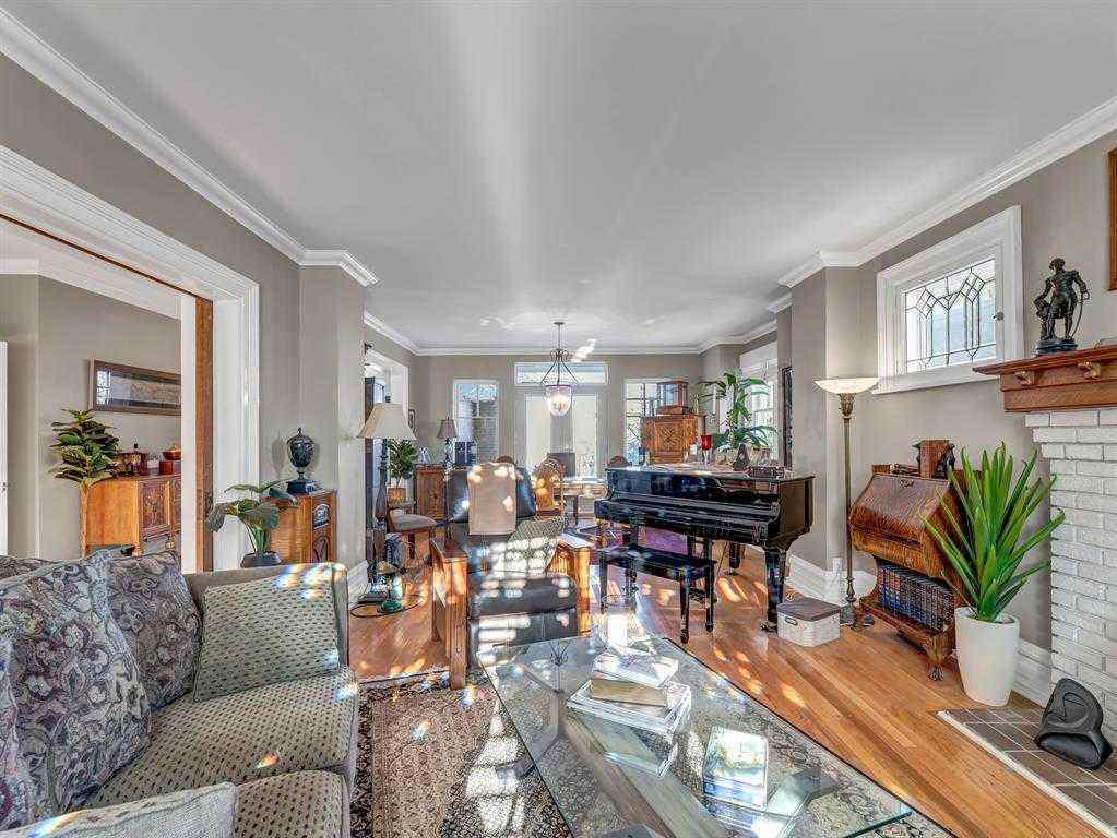 MLS&reg; # A2270364 - 258 1 Street SE in SE Hill Medicine Hat, Residential Open Houses