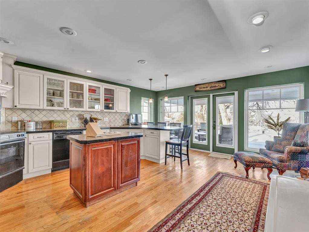 MLS&reg; # A2270364 - 258 1 Street SE in SE Hill Medicine Hat, Residential Open Houses